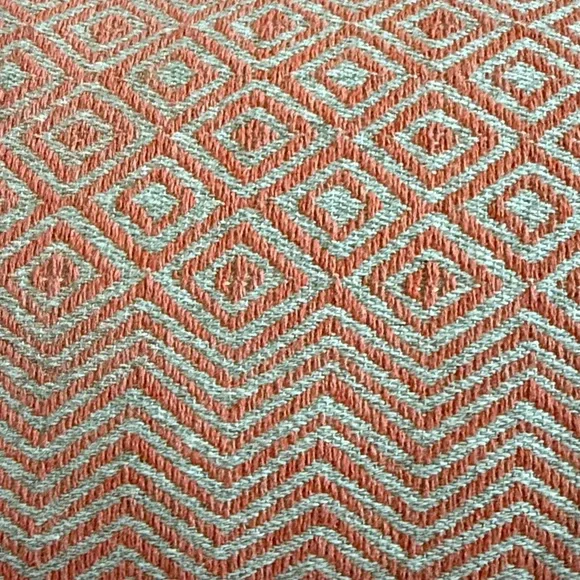 Elaine Smith Designer Outdoor Lumbar Pillow 12x20 Coral Gray NWOT - Picture 2 of 5